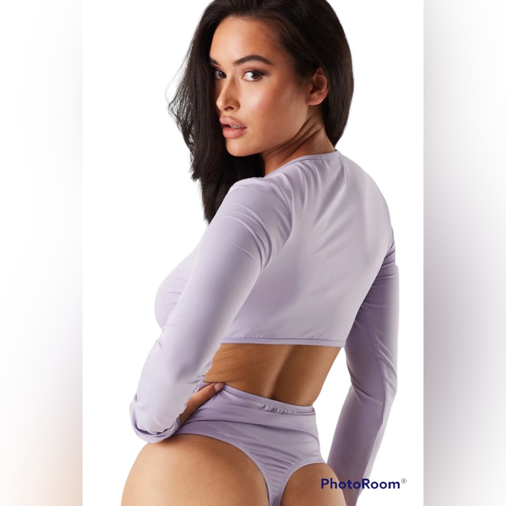 Streetwear Society v-neck o-ring cut-out bodysuit, size Medium, purple, NWT - Picture 5 of 6